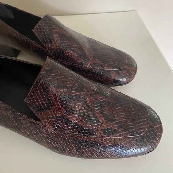 Vince Brown Leather Slip On Fauna Snakeskin Print Loafers Size 9.5 - Picture 3 of 8